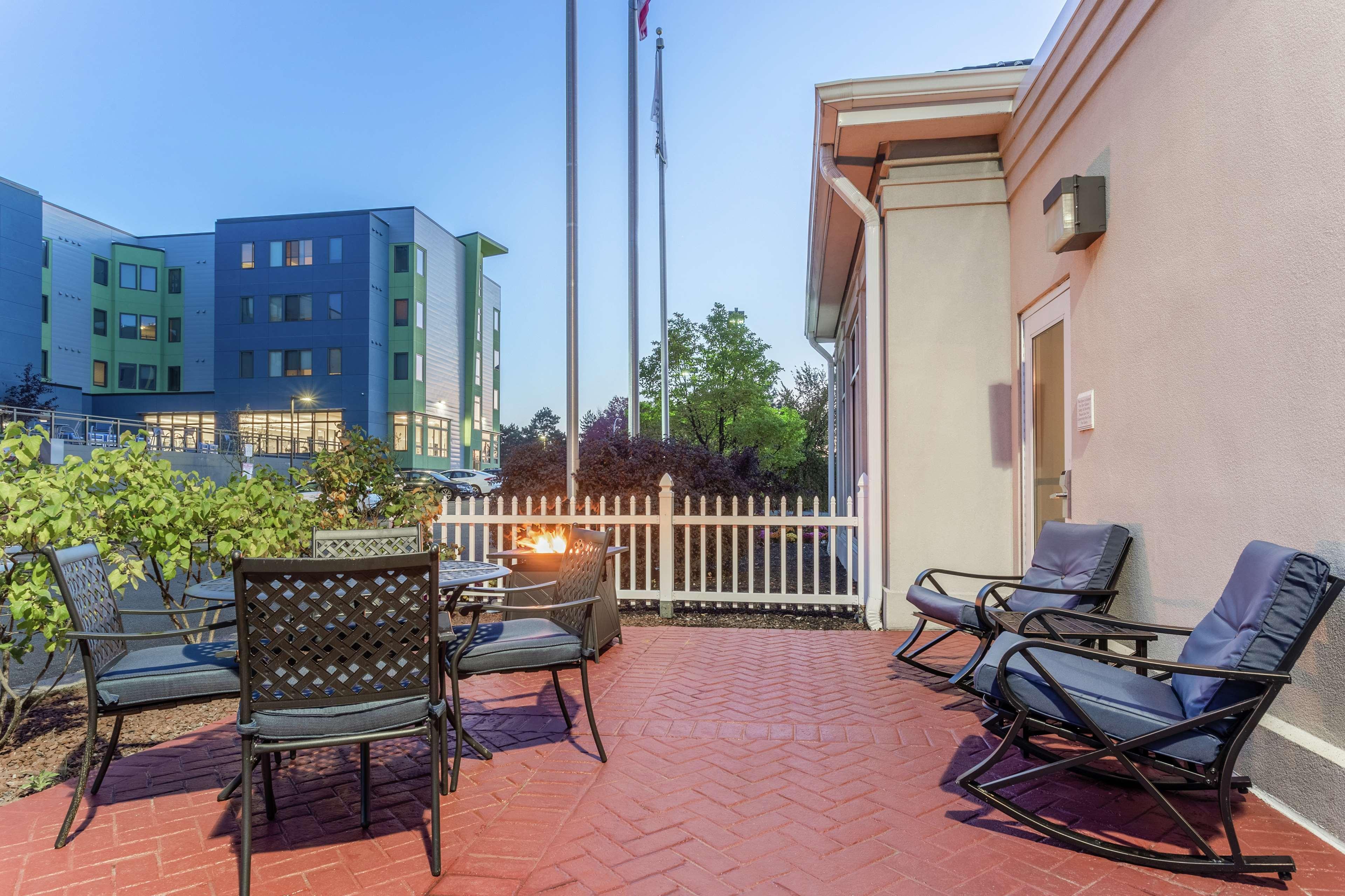 Hilton Garden Inn Albany-Suny Area Ngoại thất bức ảnh