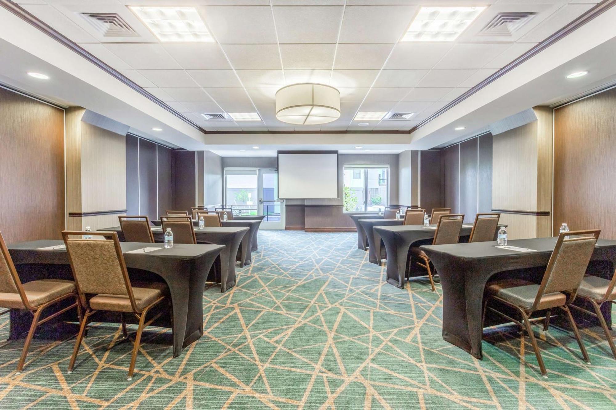 Hilton Garden Inn Albany-Suny Area Ngoại thất bức ảnh